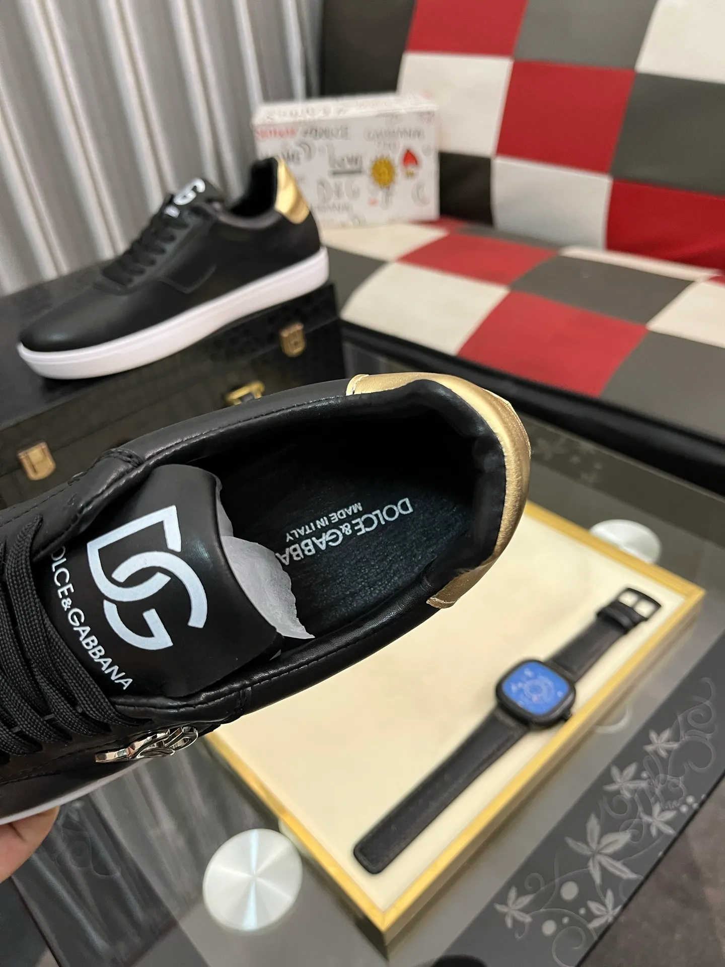 Men's Men's Shoes💰420⌚️⌚️Dolce&Gabbana••DG✔️Men's Sports•Casual Shoes. Original goods from top counters. Original imported cowhide, multi-material splicing design ➕Imported cowhide lining, cowhide feet ➕Original TPR elastic outsole. Size: 38-46